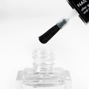 Nail Recover, 9 ml atjaunojošs līdzeklis pēc gēllakas vai gēla pārklājuma noņemšanas