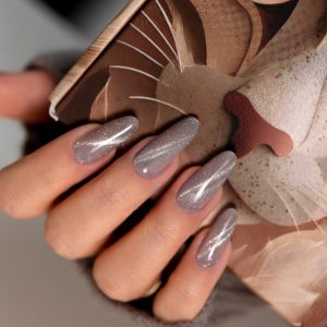 Gēllaka Saute Nails Cat Eye Effect E16 8ml